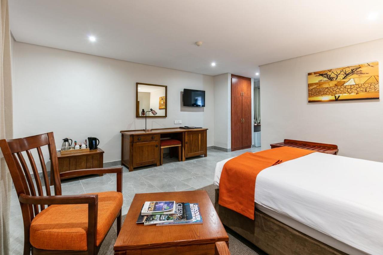 Cresta Jwaneng Hotel ภายนอก รูปภาพ
