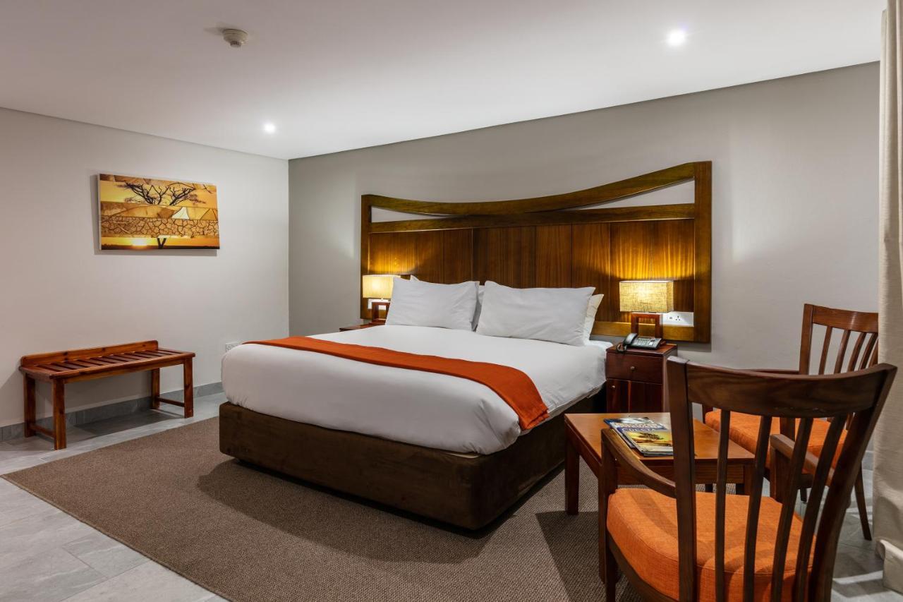 Cresta Jwaneng Hotel ภายนอก รูปภาพ